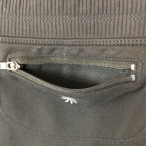 Athleta Black Pleated Skort Size M Elastic Waist #d2 - Picture 5 of 9